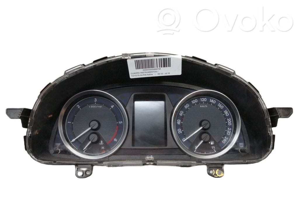 Toyota Auris E180 Nopeusmittari (mittaristo) 