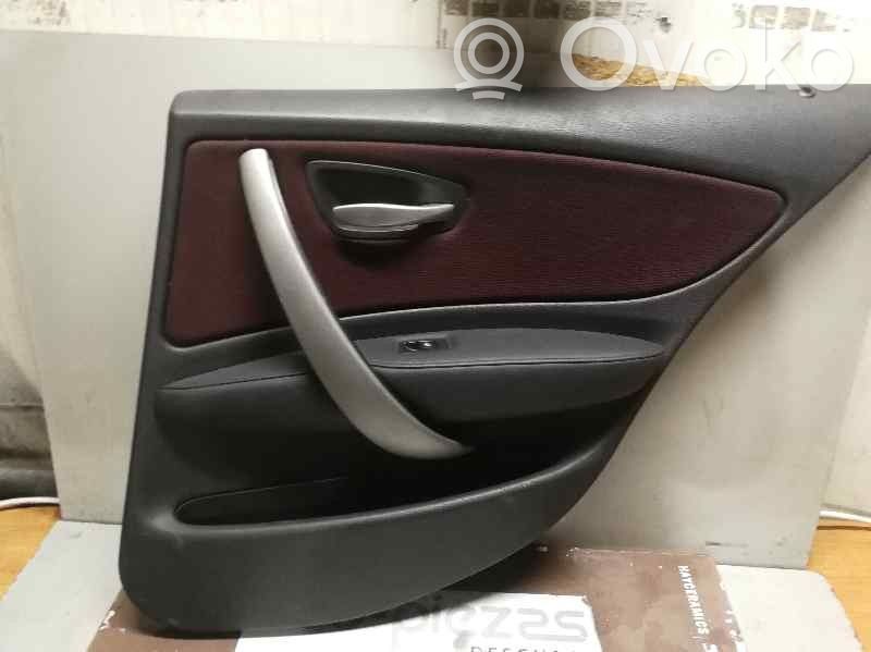 BMW 1 E81 E87 Apšuvums aizmugurējām durvīm 