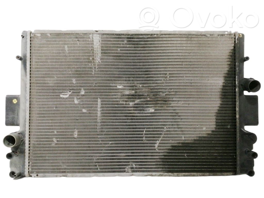 Iveco Daily 3rd gen Radiator lichid răcire 