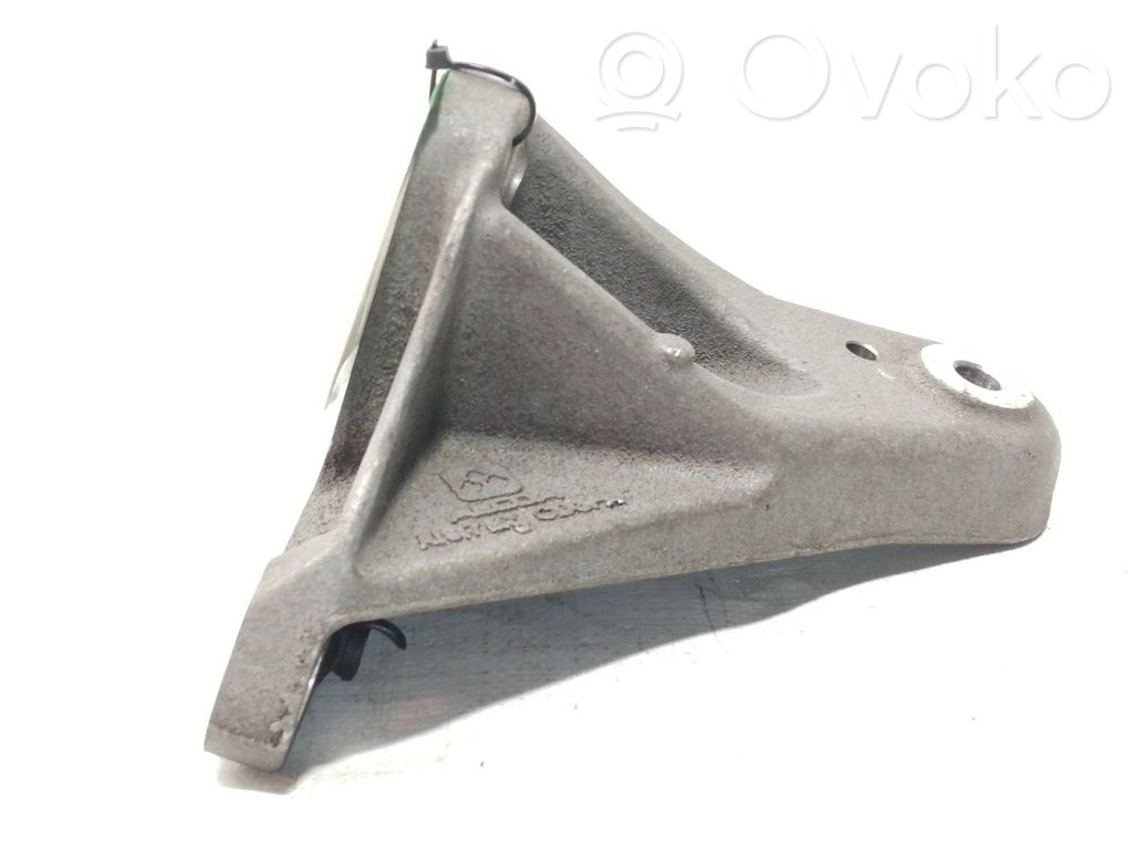 Variklio pagalvė   4R836037AB