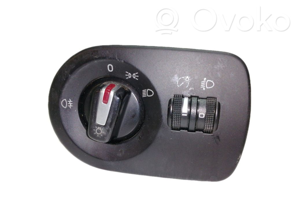 Seat Leon (1P) Interruptor de control del panel de luces 