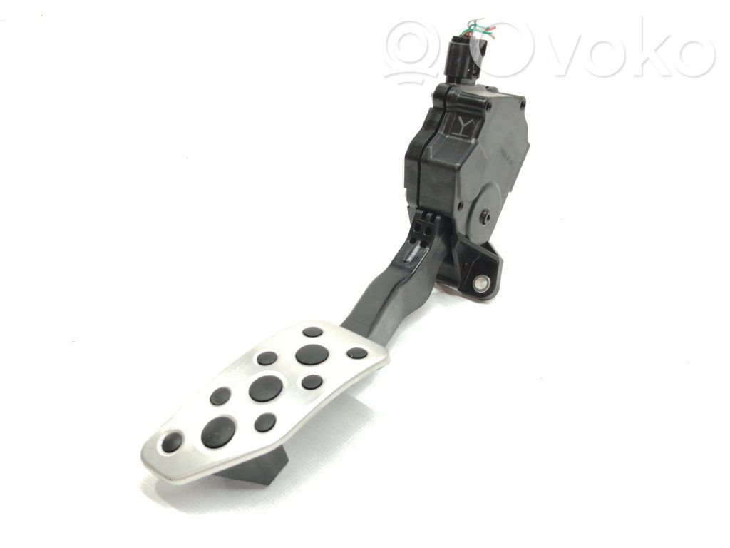 Gaspedal   36010FL031