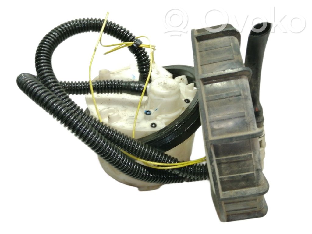 Ford Mondeo Mk III Bomba interna de combustible 