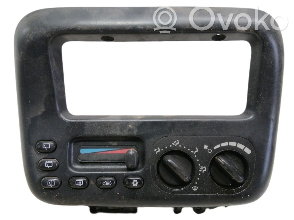 Chrysler Voyager Air conditioner control unit module 