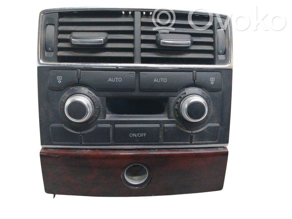 Unidad de control/módulo del aire acondicionado   4E0819203B