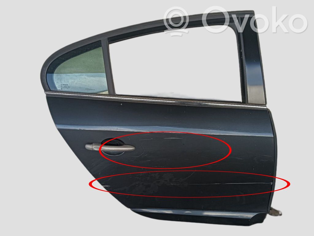 Puerta trasera   821009100R