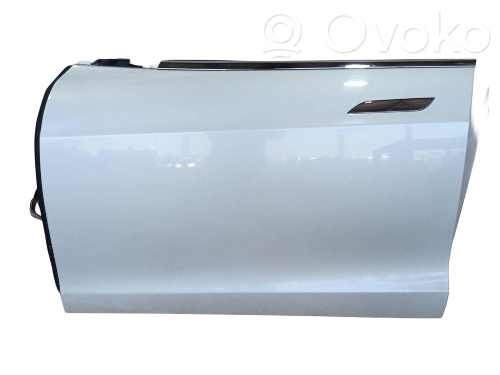 Tesla Model S Дверь 