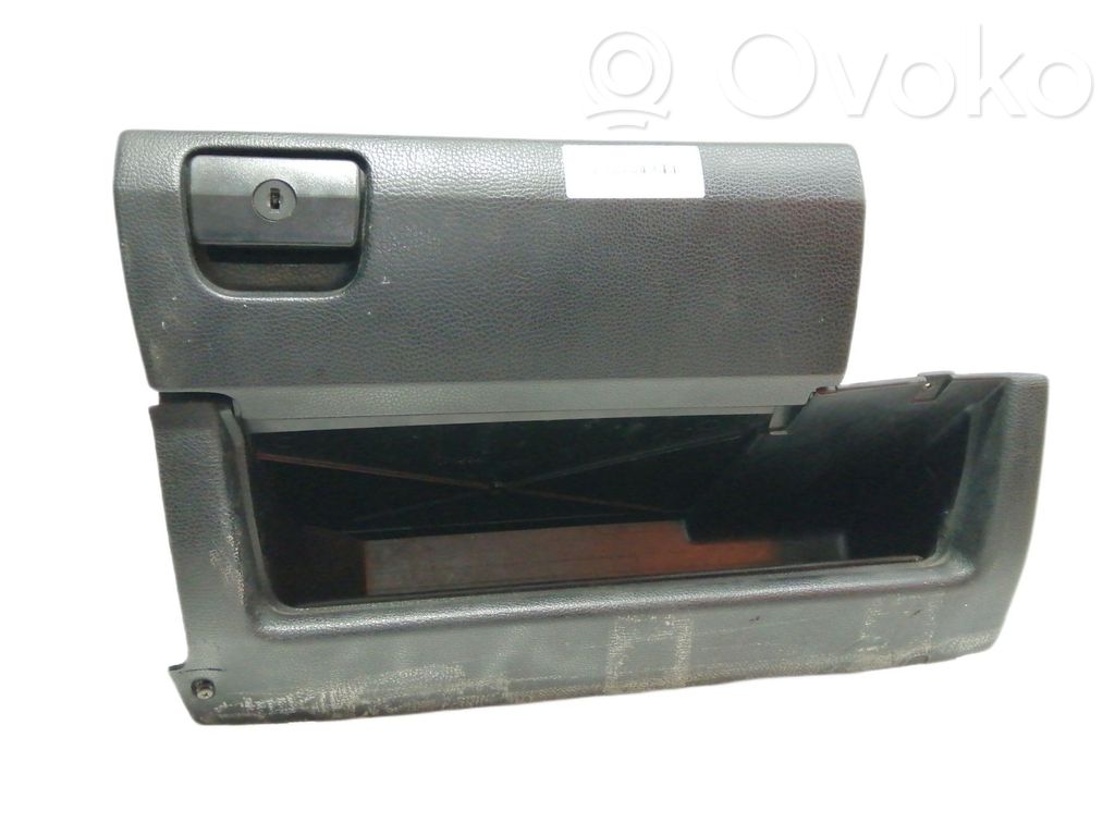 Hansikaslokero   51168146461