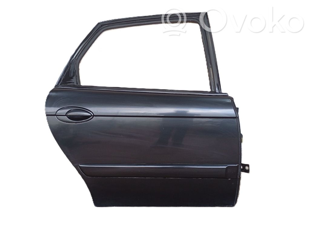 Galinės durys   9008F4