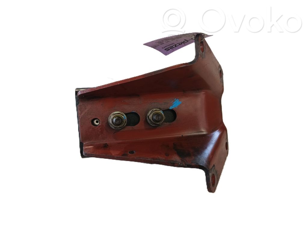 Iveco Daily 3rd gen Engine mount bracket 