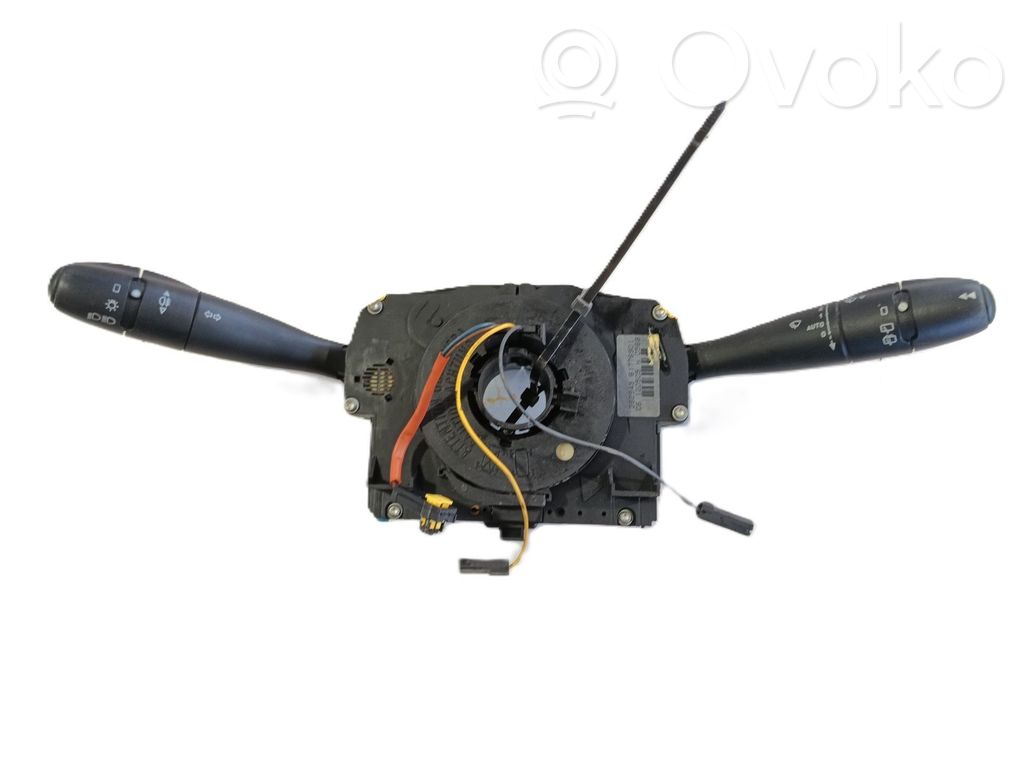 Multifunctional control switch/knob   6239GZ,9657676XT