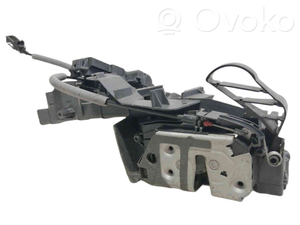 Etuoven lukko   BM5AA21812BD,921760103