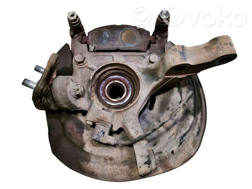 Toyota Avensis T220 Achsschenkel vorne