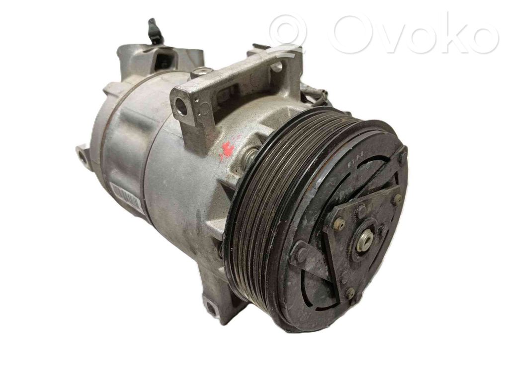 Renault Clio IV Compressore aria condizionata (A/C) (pompa) 
