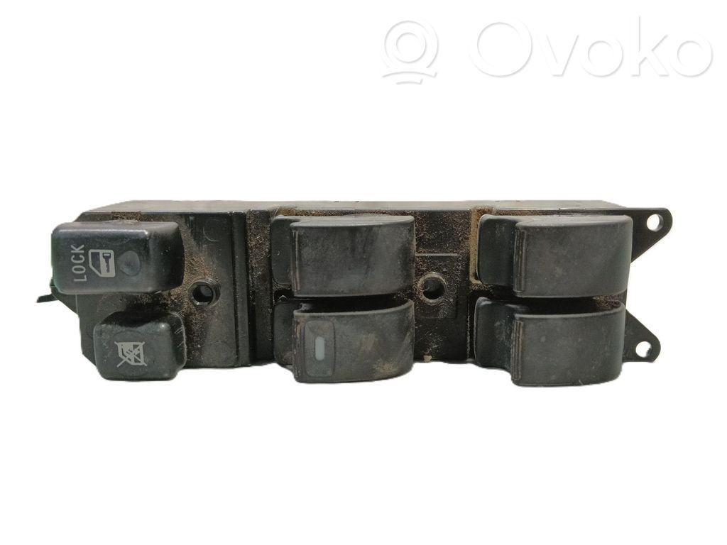 Schalter el. Fensterheber   8608A207,C8DD654M