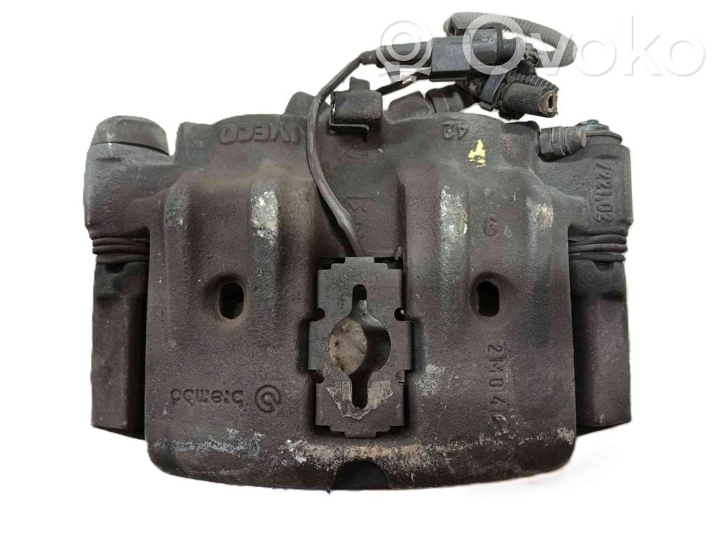 Etujarrusatula   42536625