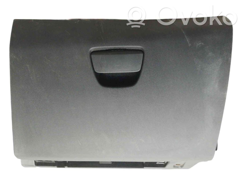 Peugeot 2008 I Vano portaoggetti