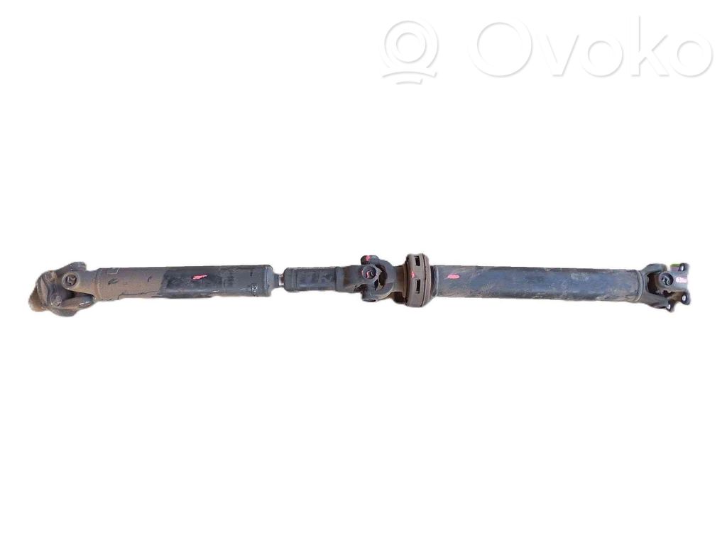 Etuvetoakseli   3320008300