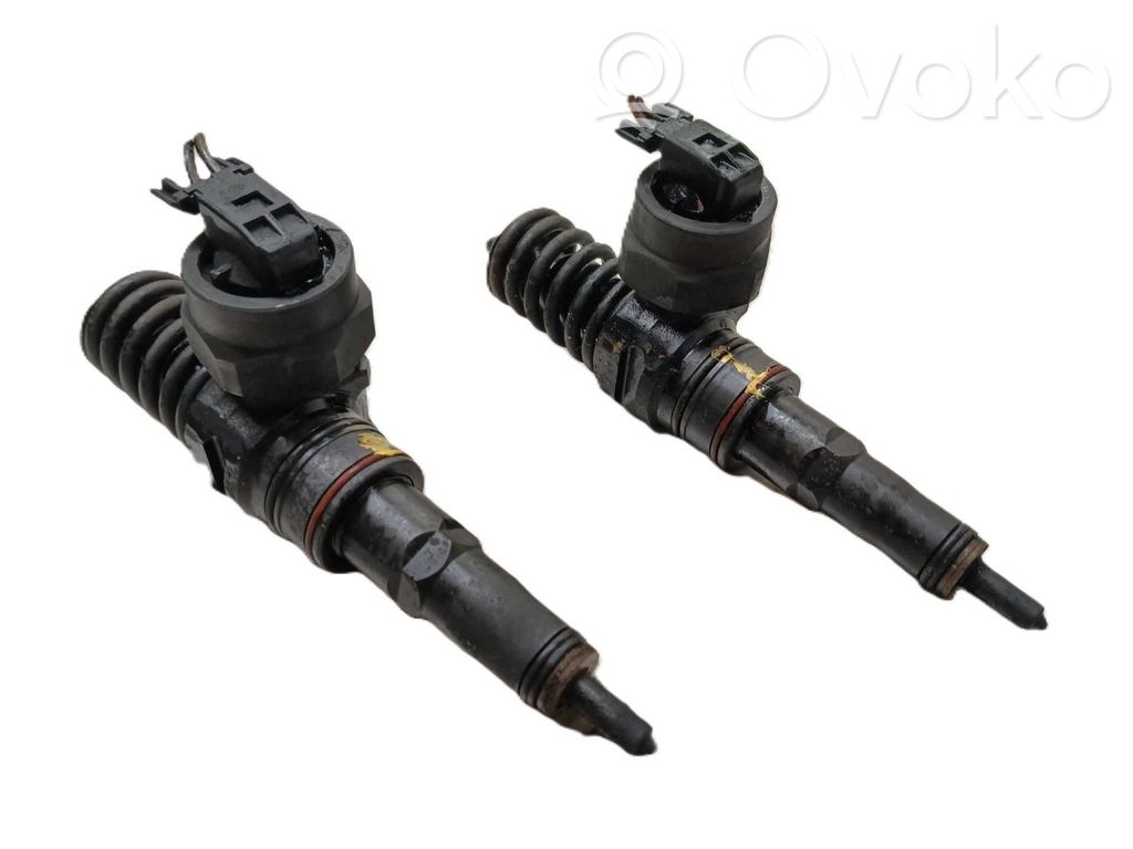 Inyector de combustible   045130073T,038130073F