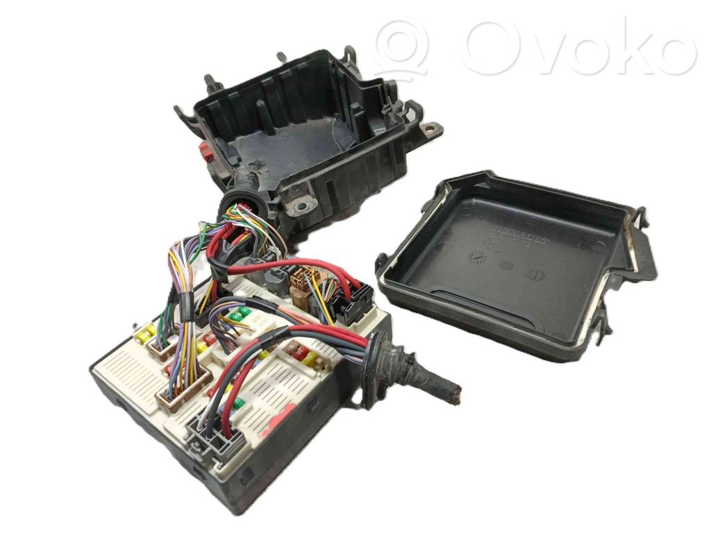 Unidad de control del BSM   484B60168R