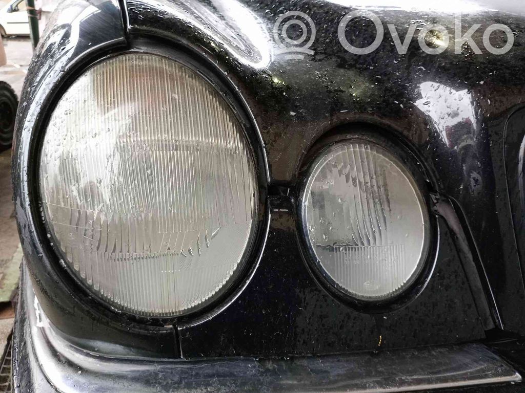 Scheinwerfer   A2108200461,144870