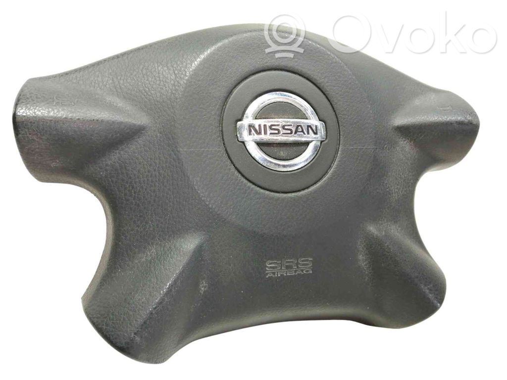 Nissan Primera Fahrerairbag