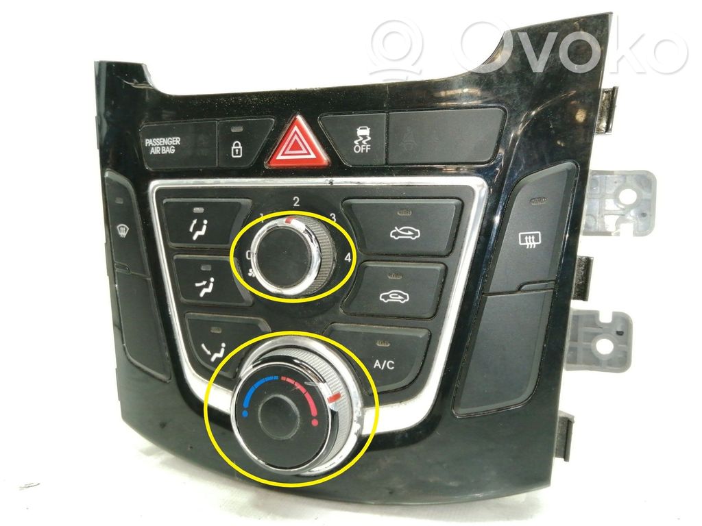 Hyundai i30 Modul unitate control aer condiționat 