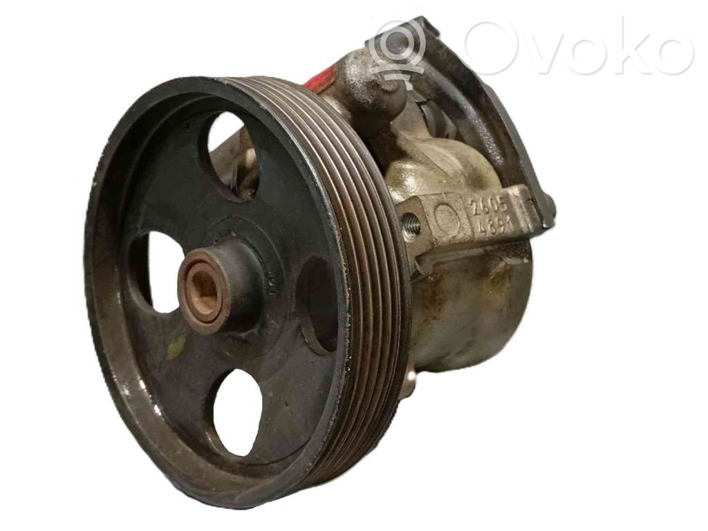 Ohjaustehostimen pumppu   8200071050,8200071050