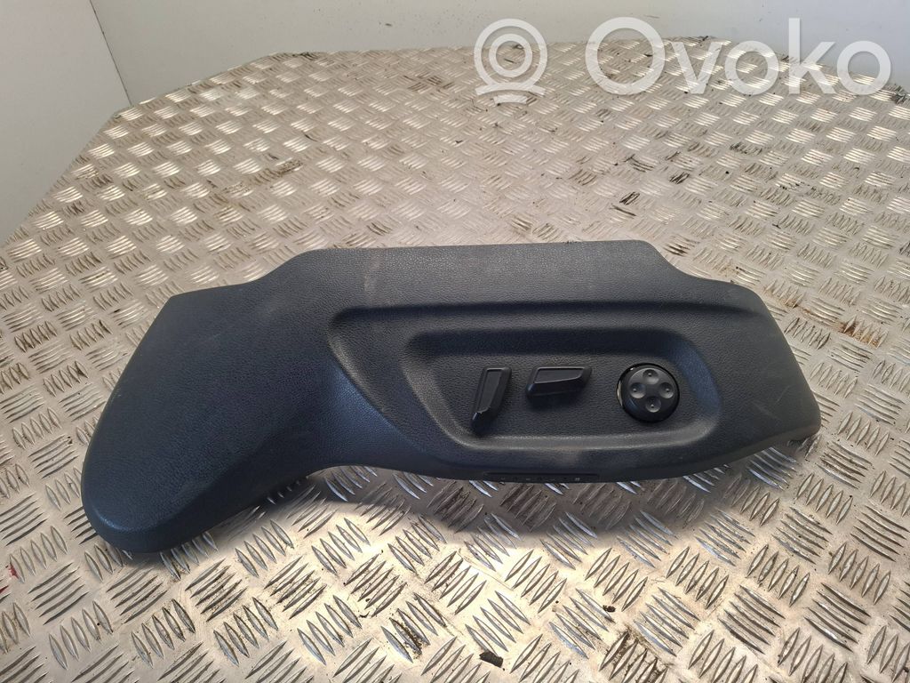 Skoda Yeti (5L) Przyciski sterowania fotela 