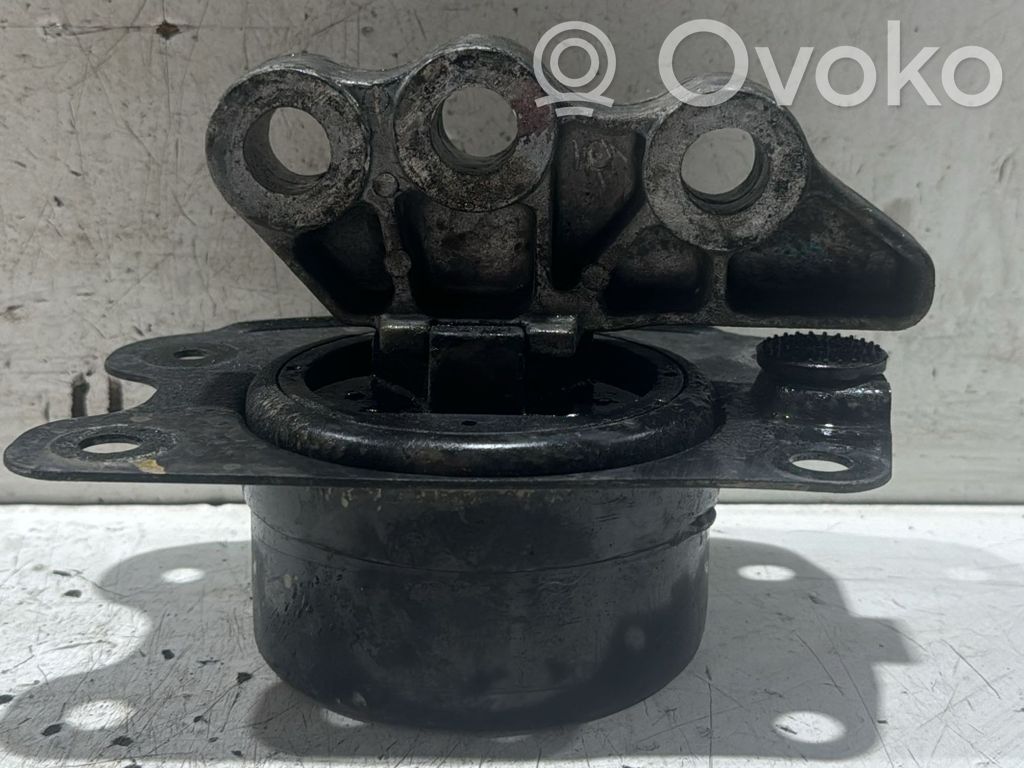 Engine mounting bracket   H61754A,H61754A
