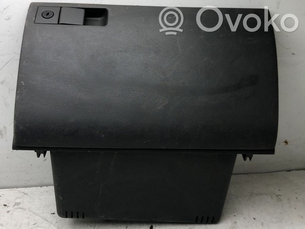 Opel Vectra A Juego guantera 