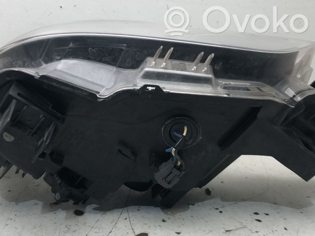 Scheinwerfer   D10E51030,D10E51030