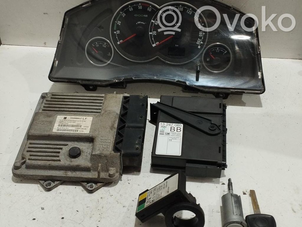 Opel Meriva A Engine ECU kit and lock set 