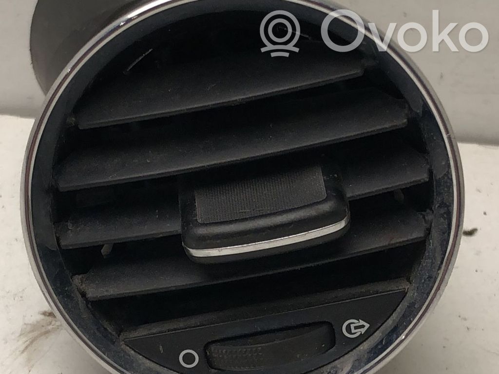 Peugeot 308 Copertura griglia di ventilazione laterale cruscotto