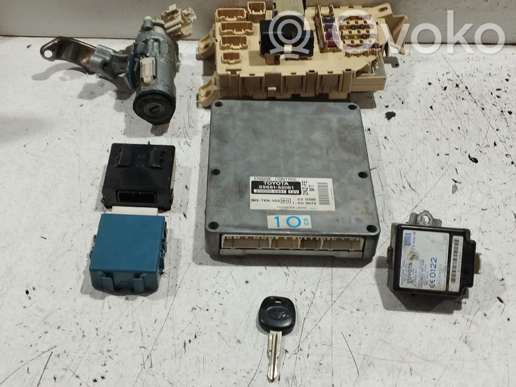 Toyota Yaris Kit centralina motore ECU e serratura