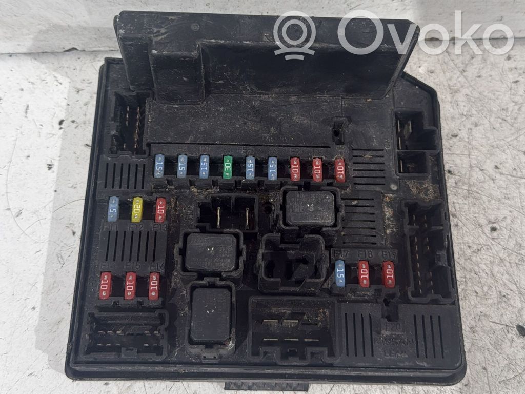 Nissan Qashqai+2 Modulo fusibile 