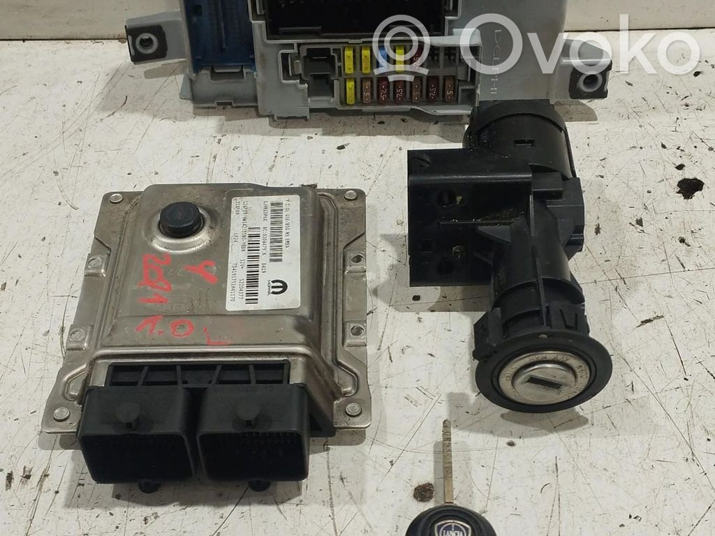 Lancia Ypsilon Engine ECU kit and lock set 