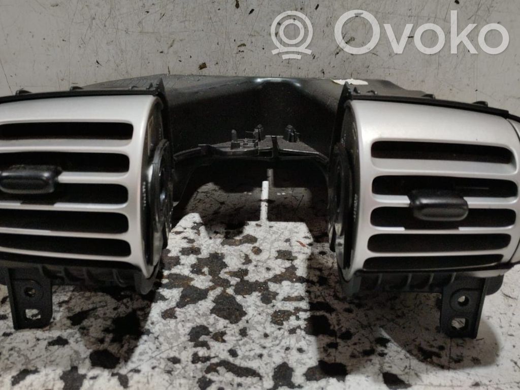 Grilă ventilație centrală   A4518300,A4518300