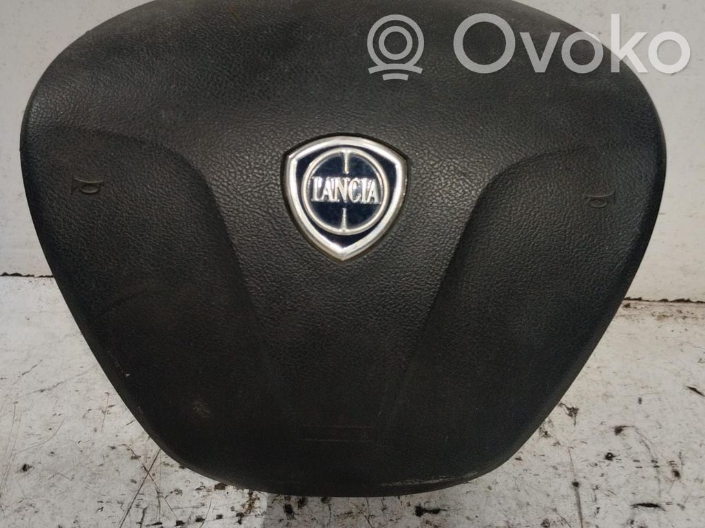 Lancia Ypsilon Vairo oro pagalvė 