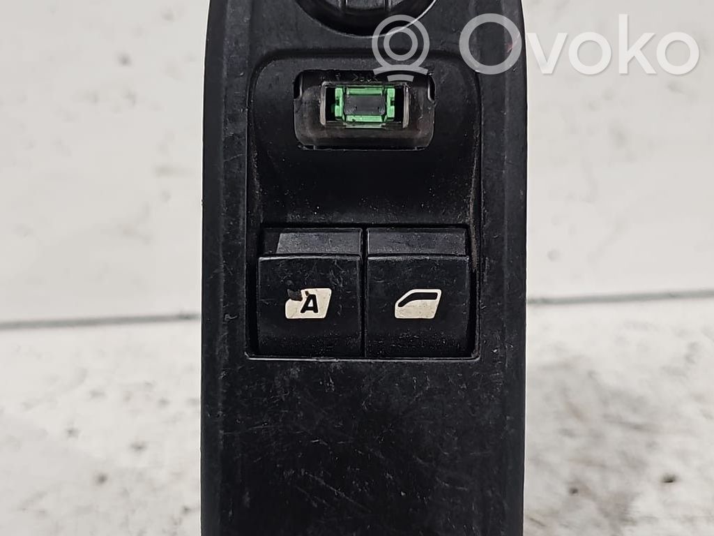 Interruptor del elevalunas eléctrico   96637530XT,96637530XT