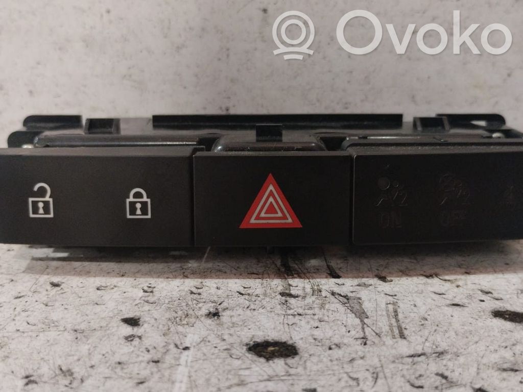 Opel Astra J Alte comutatoare/butoane 