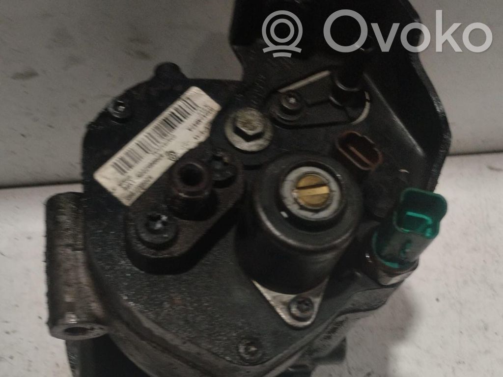 Renault Clio III Pompa wtryskowa wysokiego ciśnienia 