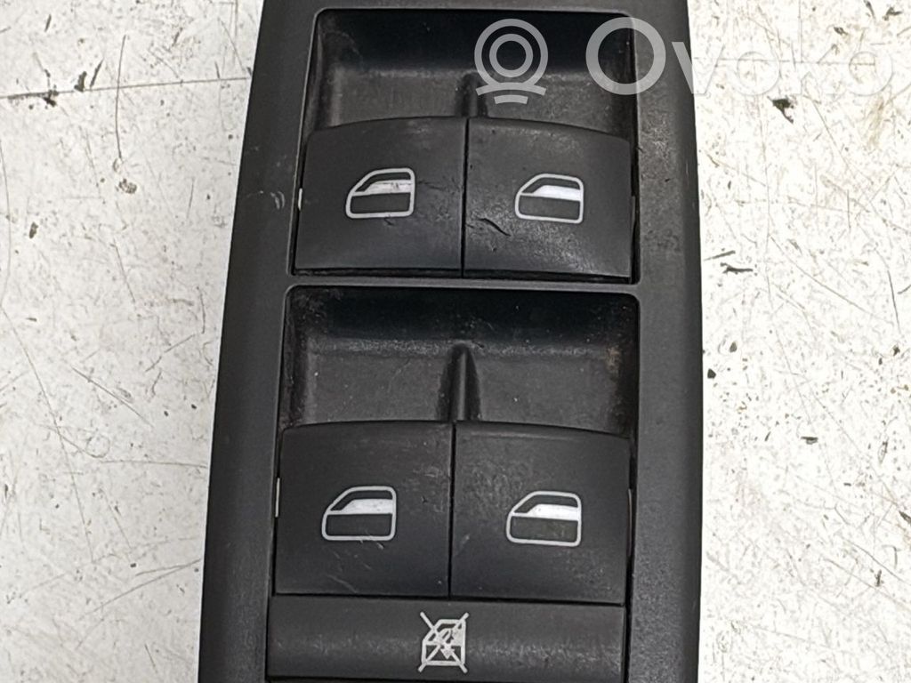 Chrysler Grand Voyager V Interruptor del elevalunas eléctrico 