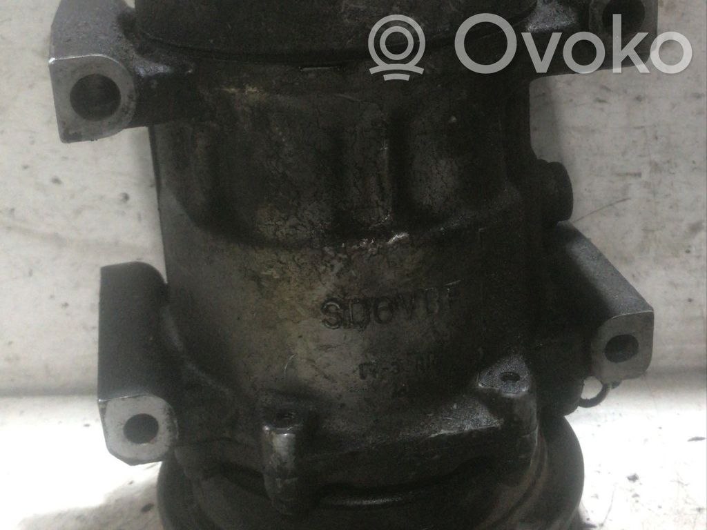 Renault Kangoo I Compressore aria condizionata (A/C) (pompa)