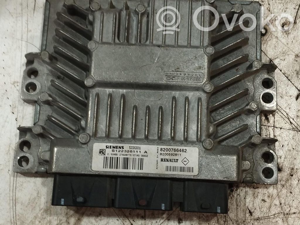 Unidad de control/módulo del motor   8200766462,8200766462