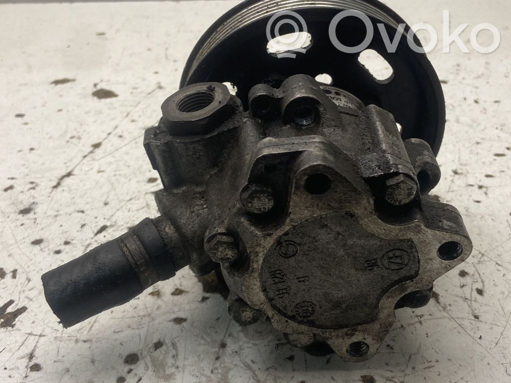 Pompe direction assistée   8E0145155N,8E0145155N