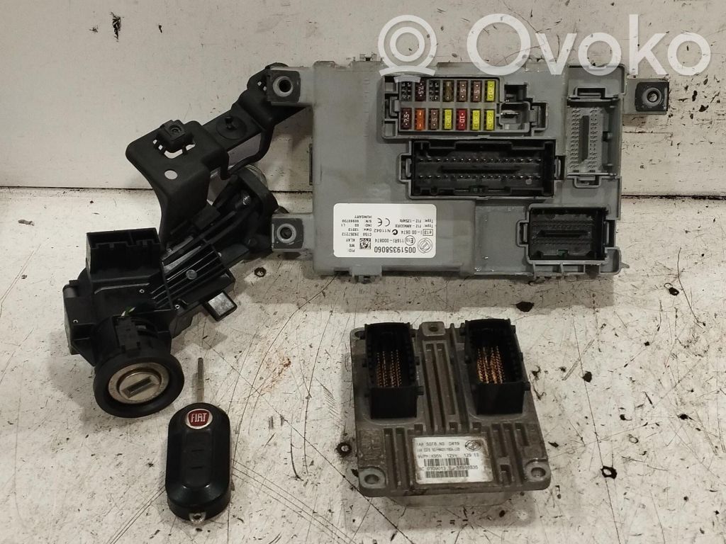 Fiat Grande Punto Komputer / Sterownik ECU i komplet kluczy 