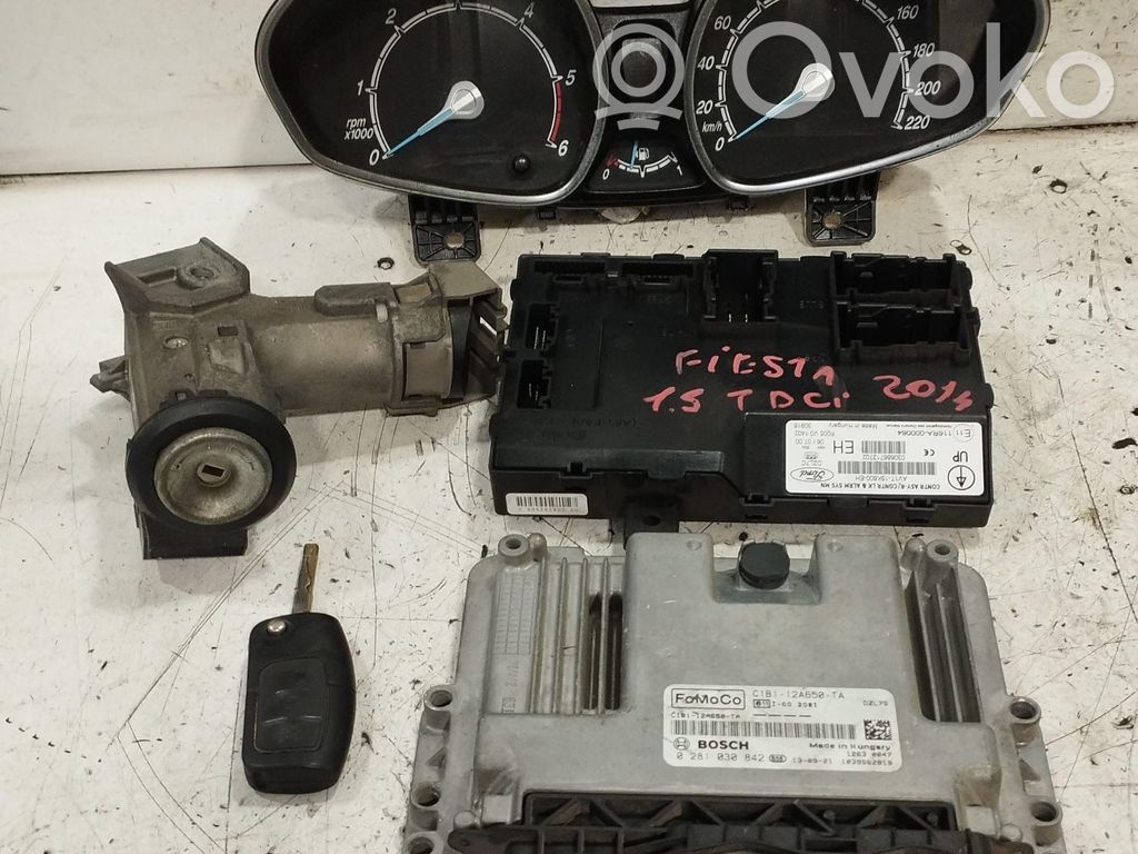 Ford Fiesta Kit cu ECU motor și set închidere uși 