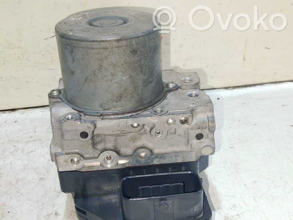 Lexus IS 220D-250-350 Bomba de ABS 
