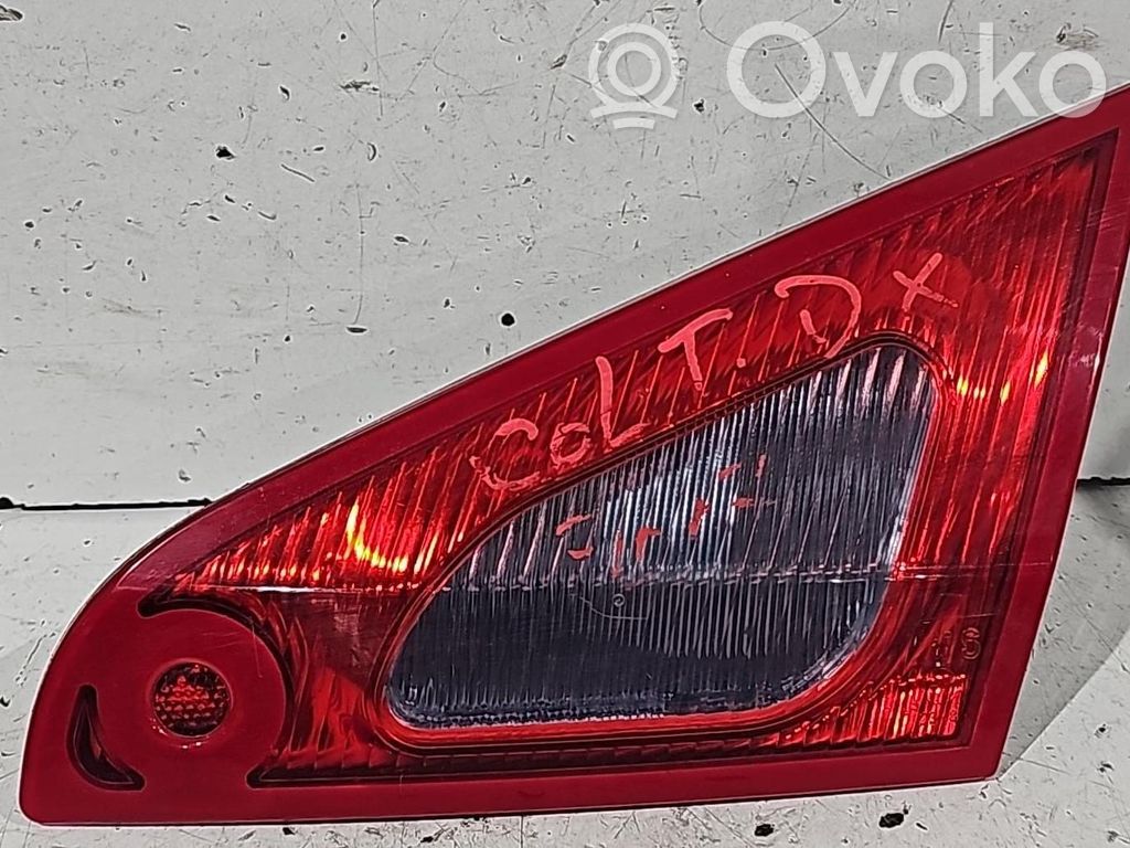 Mitsubishi Colt CZ3 Luci posteriori del portellone del bagagliaio 